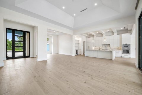 House in Boynton Beach, Florida 4 bedrooms, 362.97 sq.m. № 2378657 - photo 8