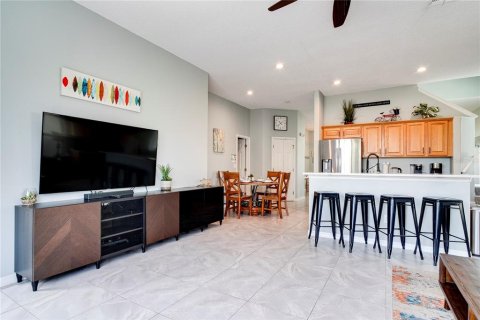 House in Clermont, Florida 5 bedrooms, 205.41 sq.m. № 1851068 - photo 14