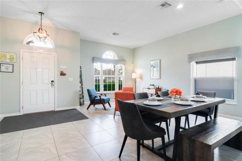 House in Clermont, Florida 5 bedrooms, 205.41 sq.m. № 1851068 - photo 3