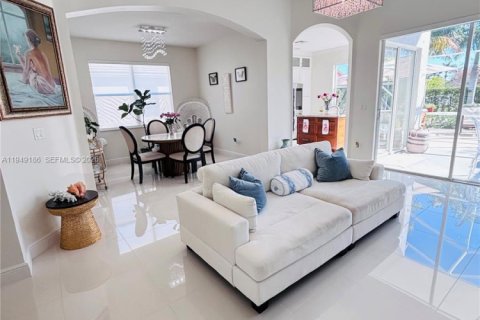 Villa ou maison à vendre à Port St. Lucie, Floride: 3 chambres, 140.56 m2 № 2005658 - photo 4