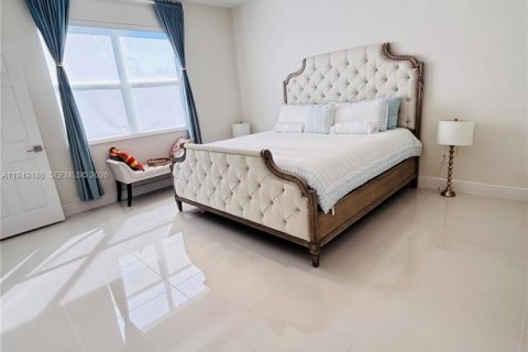 Villa ou maison à vendre à Port St. Lucie, Floride: 3 chambres, 140.56 m2 № 2005658 - photo 18