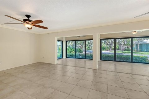 Copropriété à vendre à Sarasota, Floride: 2 chambres, 118.08 m2 № 2128835 - photo 8