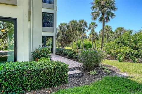 Copropriété à vendre à Sarasota, Floride: 2 chambres, 118.08 m2 № 2128835 - photo 29