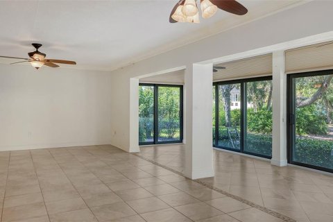 Copropriété à vendre à Sarasota, Floride: 2 chambres, 118.08 m2 № 2128835 - photo 16