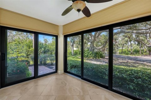 Copropriété à vendre à Sarasota, Floride: 2 chambres, 118.08 m2 № 2128835 - photo 19