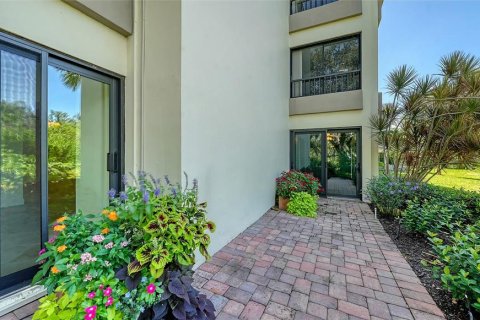 Copropriété à vendre à Sarasota, Floride: 2 chambres, 118.08 m2 № 2128835 - photo 20