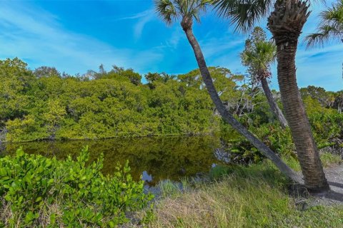 Copropriété à vendre à Sarasota, Floride: 2 chambres, 118.08 m2 № 2128835 - photo 25
