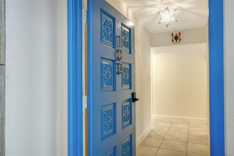 Copropriété à vendre à Sarasota, Floride: 2 chambres, 118.08 m2 № 2128835 - photo 7