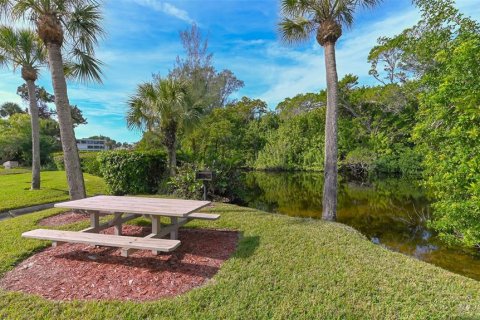 Copropriété à vendre à Sarasota, Floride: 2 chambres, 118.08 m2 № 2128835 - photo 28