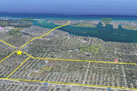 Apartamento en alquiler en North Miami, Florida, 3 dormitorios, 93.74 m2 № 2041496 - foto 13