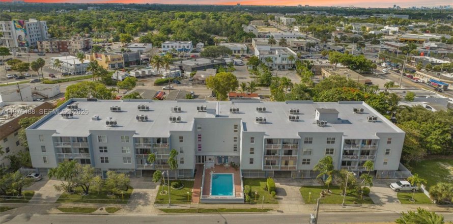 Apartamento en North Miami, Florida 3 dormitorios, 93.74 m2 № 2041496