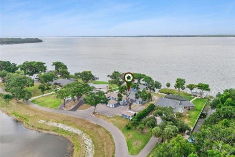 House in Leesburg, Florida 11 bedrooms, 660.63 sq.m. № 2226624 - photo 2