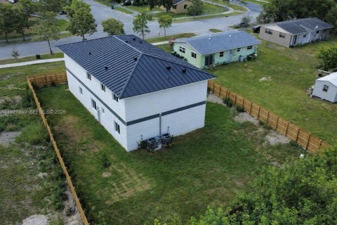 Casa en alquiler en Florida City, Florida, 6 dormitorios № 2055019 - foto 7