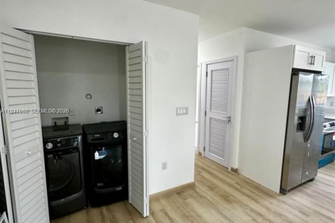 Casa en alquiler en Florida City, Florida, 6 dormitorios № 2055019 - foto 10