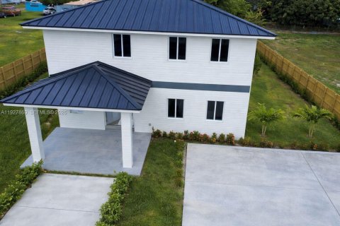 Casa en alquiler en Florida City, Florida, 6 dormitorios № 2055019 - foto 9