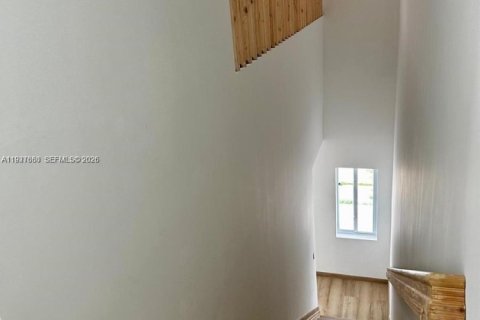 Casa en alquiler en Florida City, Florida, 6 dormitorios № 2055019 - foto 30