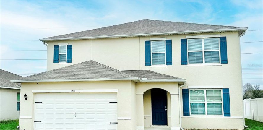 Casa en Tavares, Florida 5 dormitorios, 266.44 m2 № 1722677