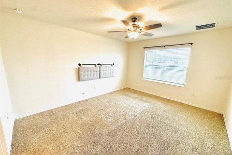 Casa en venta en Tavares, Florida, 5 dormitorios, 266.44 m2 № 1722677 - foto 8