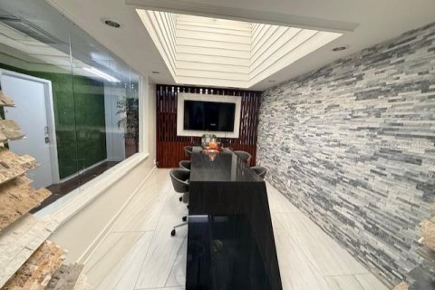 Купить коммерческую недвижимость в Орландо, Флорида 1328.69м2, № 2106099 - фото 7