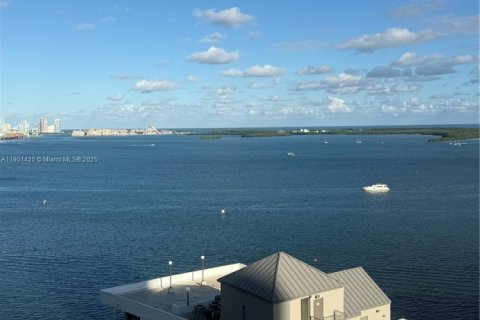 Condo in Miami, Florida, 2 bedrooms  № 1953505 - photo 8