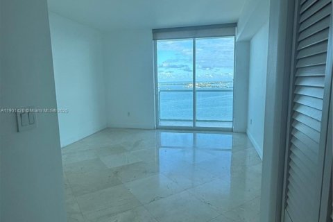 Condo in Miami, Florida, 2 bedrooms  № 1953505 - photo 4