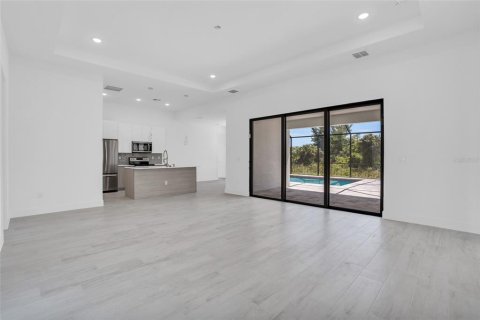 Villa ou maison à louer à Port Charlotte, Floride: 3 chambres, 160.35 m2 № 1402133 - photo 7
