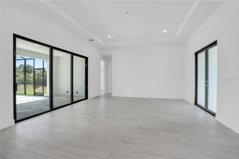 Villa ou maison à louer à Port Charlotte, Floride: 3 chambres, 160.35 m2 № 1402133 - photo 6