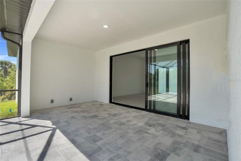 Villa ou maison à louer à Port Charlotte, Floride: 3 chambres, 160.35 m2 № 1402133 - photo 3