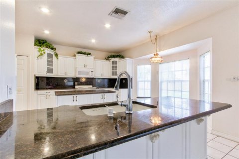 Casa en alquiler en Kissimmee, Florida, 4 dormitorios, 265.98 m2 № 1801931 - foto 4