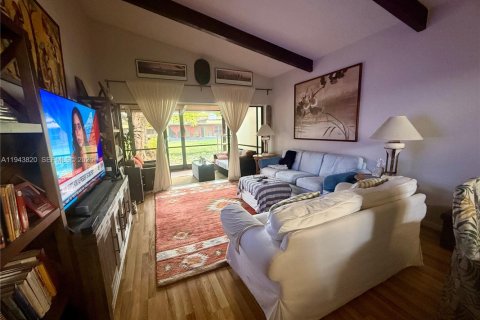 Casa en venta en Hollywood, Florida, 2 dormitorios, 92.9 m2 № 2001005 - foto 20