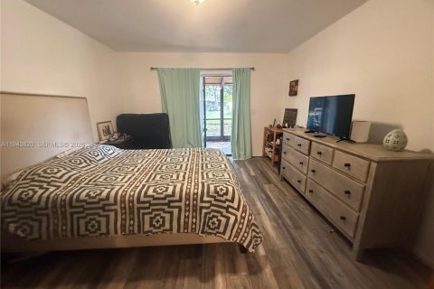 Casa en venta en Hollywood, Florida, 2 dormitorios, 92.9 m2 № 2001005 - foto 12