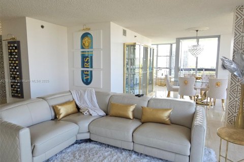 Condominio en alquiler en Aventura, Florida, 2 dormitorios, 125.7 m2 № 1934317 - foto 4