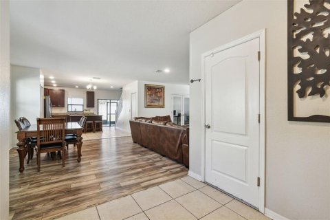 Casa en venta en Wimauma, Florida, 4 dormitorios, 216.65 m2 № 1733334 - foto 6