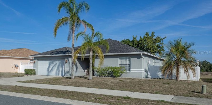 Casa en Lake Wales, Florida 4 dormitorios, 161.84 m2 № 2219106