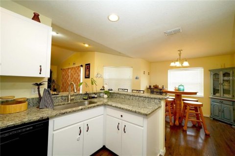 Casa en venta en Lake Wales, Florida, 4 dormitorios, 161.84 m2 № 2219106 - foto 11
