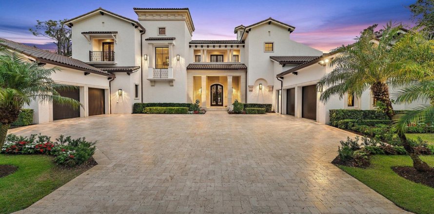 Villa ou maison à Jupiter, Floride 5 chambres, 787.53 m2 № 2192704