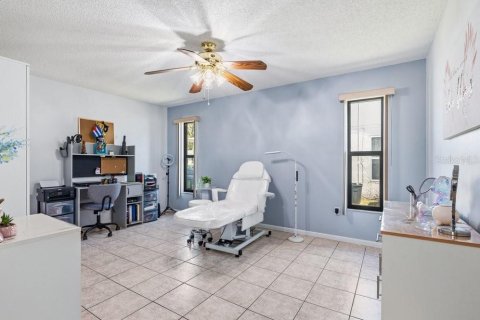 Villa ou maison à vendre à Kissimmee, Floride: 3 chambres, 180.32 m2 № 2091621 - photo 22