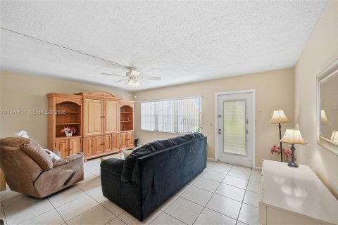 Condo in Boca Raton, Florida, 1 bedroom  № 2044453 - photo 5