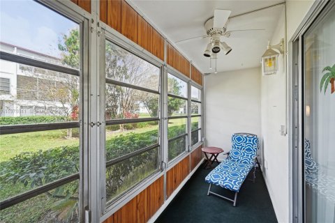 Condo in Boca Raton, Florida, 1 bedroom  № 2044453 - photo 18