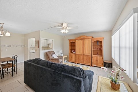 Condo in Boca Raton, Florida, 1 bedroom  № 2044453 - photo 4
