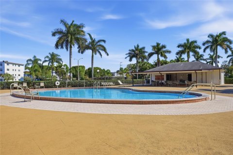 Condo in Boca Raton, Florida, 1 bedroom  № 2044453 - photo 23