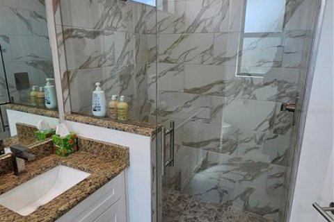 Casa en alquiler en Cape Coral, Florida, 3 dormitorios, 155.98 m2 № 1765615 - foto 19