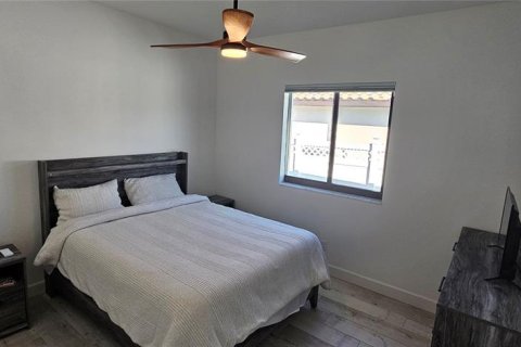 Casa en alquiler en Cape Coral, Florida, 3 dormitorios, 155.98 m2 № 1765615 - foto 6