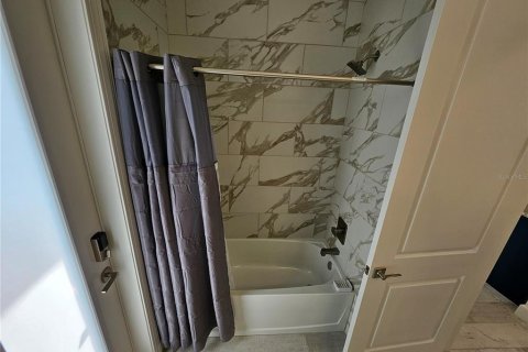 Casa en alquiler en Cape Coral, Florida, 3 dormitorios, 155.98 m2 № 1765615 - foto 17