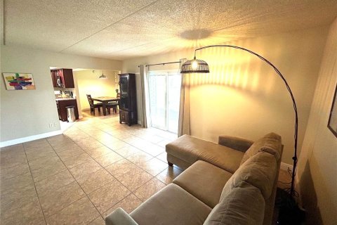 Copropriété à vendre à Winter Park, Floride: 2 chambres, 88.54 m2 № 1916591 - photo 2
