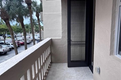 Снять в аренду кондоминиум в Корал-Гейблс, Флорида 1 спальня, 84.54м2, № 1929358 - фото 25