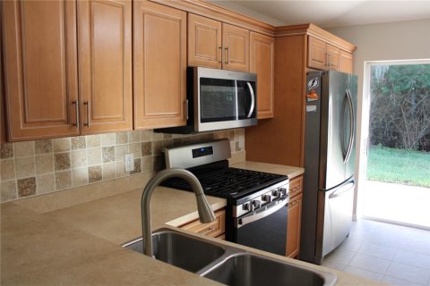 Villa ou maison à louer à Ellenton, Floride: 3 chambres, 116.13 m2 № 2150771 - photo 8