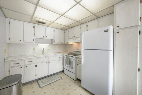 Condo in Seminole, Florida, 1 bedroom  № 1722708 - photo 15