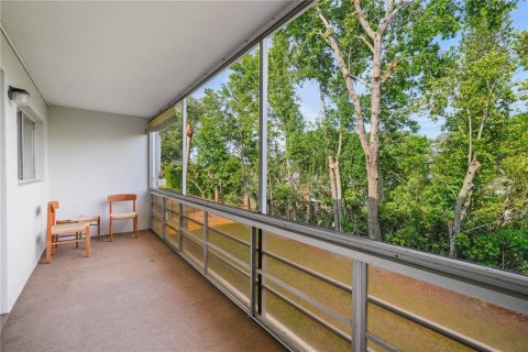 Condo in Seminole, Florida, 1 bedroom  № 1722708 - photo 22