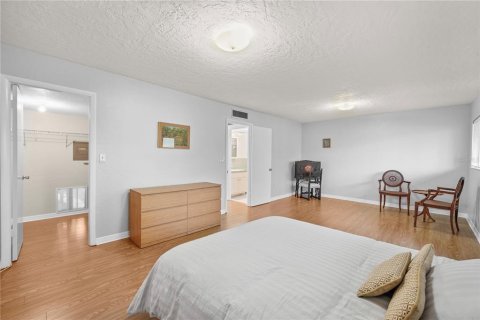 Condo in Seminole, Florida, 1 bedroom  № 1722708 - photo 19